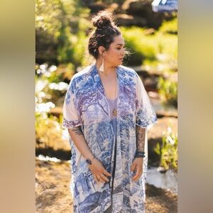 ⭐️Market of Stars⭐️ LET THE LIGHT IN GODDESS DUSTER KIMONO Mid Length